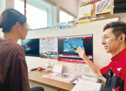 マッハ車検・ジョイカル鳥取北店（フロントサービス）